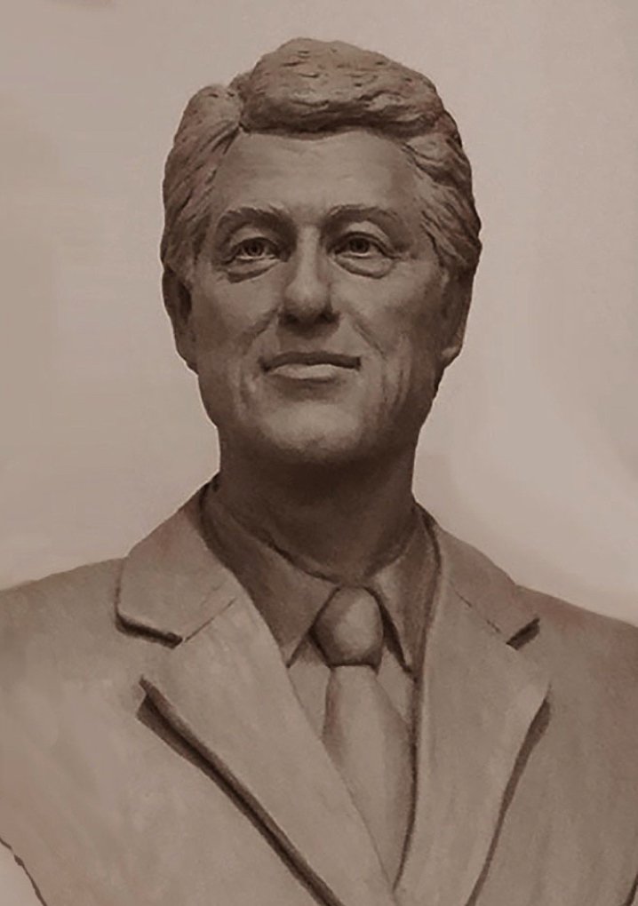 Carolyn Palmer sculpture of Bill Clinton